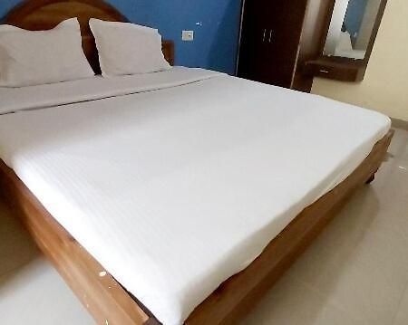 Spot On 80624 Hotel Niladri Complex プリ エクステリア 写真