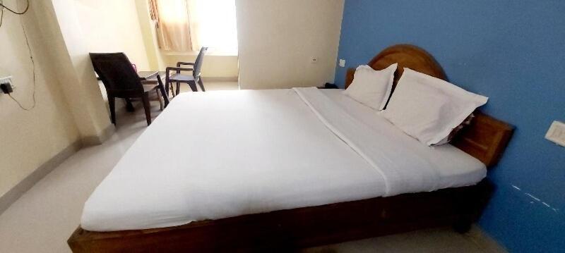 Spot On 80624 Hotel Niladri Complex プリ エクステリア 写真
