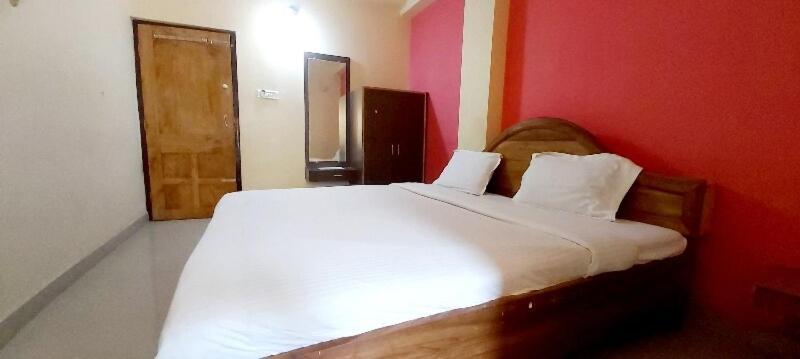 Spot On 80624 Hotel Niladri Complex プリ エクステリア 写真