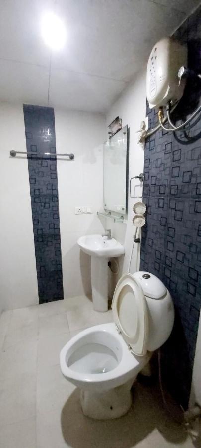 Spot On 80624 Hotel Niladri Complex プリ エクステリア 写真
